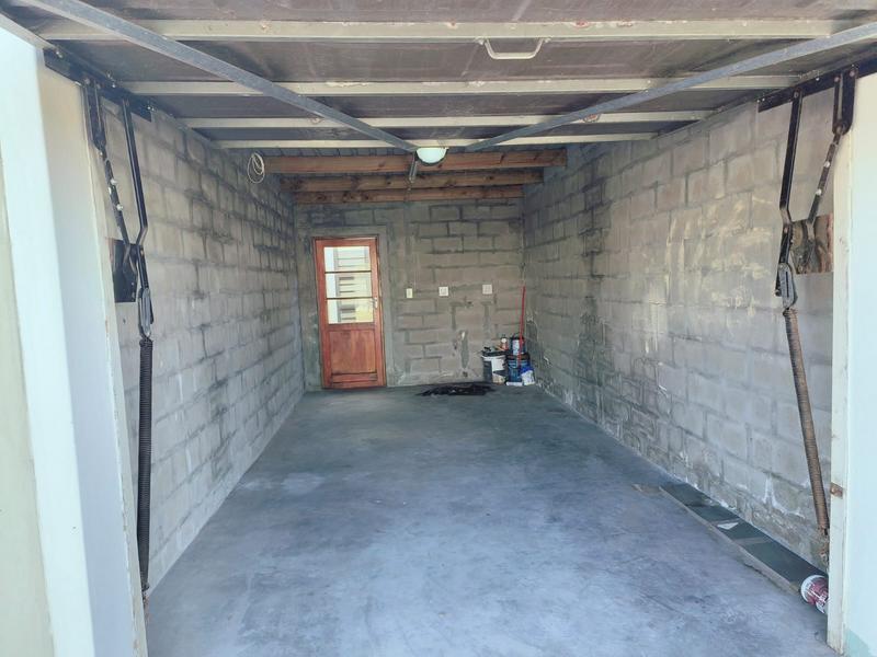 2 Bedroom Property for Sale in Highbury Western Cape